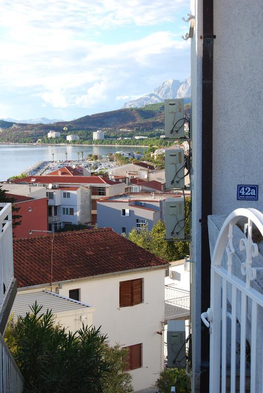 Apartments Zovko Tucepi Exterior photo